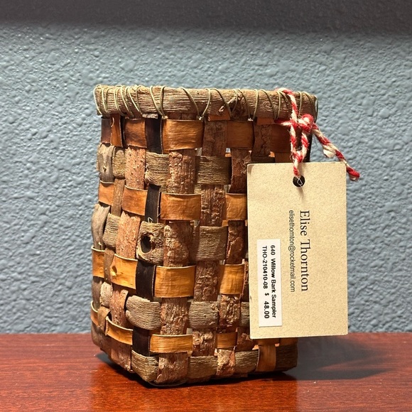 ARTIST Elise Thornton 6" Woven Willow Bark Basket - Created by Artist in WI NWT - Picture 2 of 15